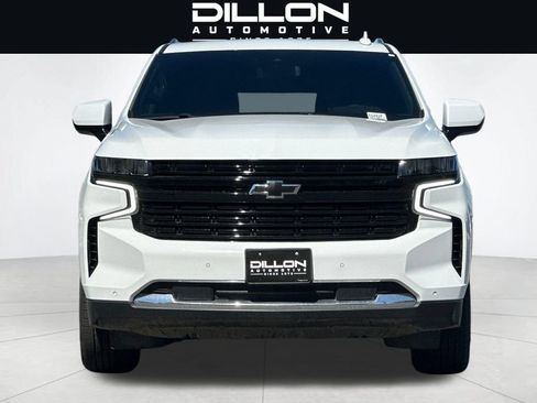 Used 2024 Chevrolet Suburban LT AWD/4WD image 9
