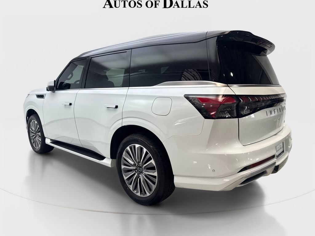 Used 2025 INFINITI QX80 Luxe AWD/4WD image 9