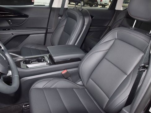New 2026 Lincoln Nautilus Premier AWD/4WD image 62