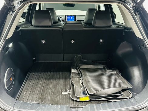 Certified 2023 Toyota Corolla Cross XLE image 28