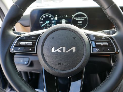 Certified 2024 Kia Seltos EX image 25