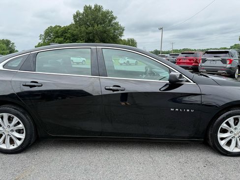 Used 2020 Chevrolet Malibu LT FWD image 36