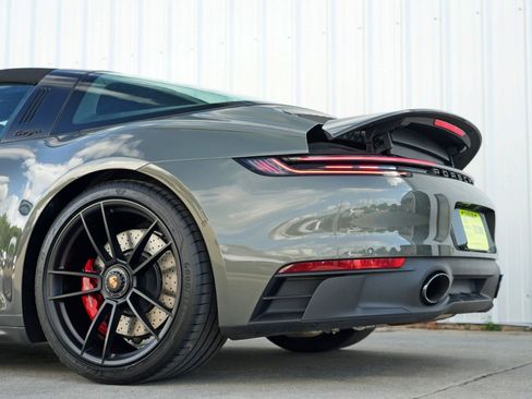 Used 2022 Porsche 911 Targa 4 GTS image 65