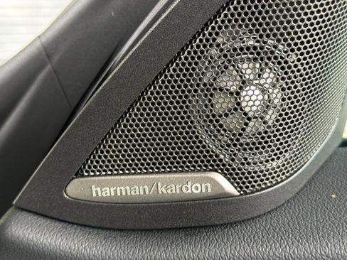 Used 2023 BMW i4 eDrive40 w/ M Sport Package image 22