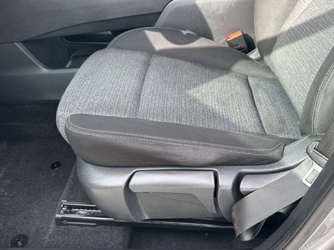 Certified 2021 Nissan Rogue S image 23