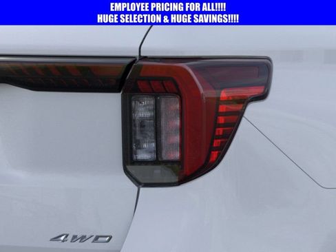 New 2026 Ford Explorer Active w/ Active Comfort Package AWD/4WD image 21