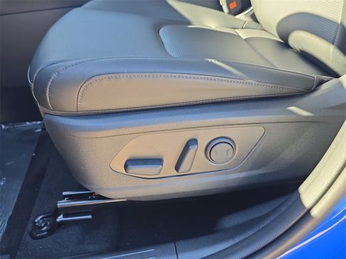 New 2026 Kia Sportage EX image 21