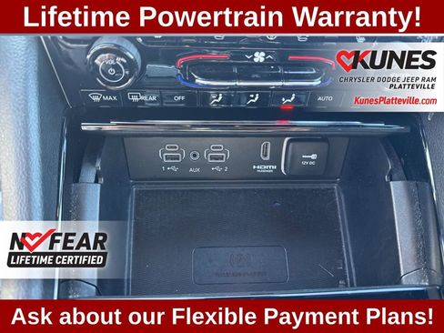 Used 2022 Jeep Grand Cherokee Trailhawk w/ Luxury Tech Group III image 31