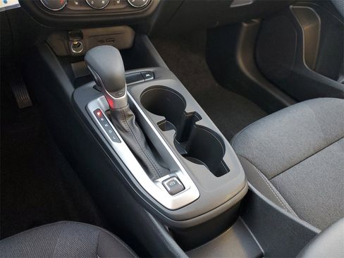 Used 2024 Chevrolet Trax LS w/ LS Convenience Package image 26