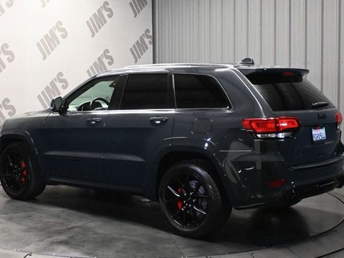 Used 2018 Jeep Grand Cherokee SRT w/ Trailer Tow Group IV AWD/4WD image 7