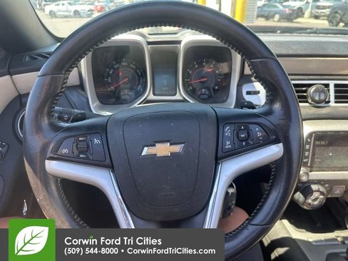 Used 2015 Chevrolet Camaro LT RWD image 2