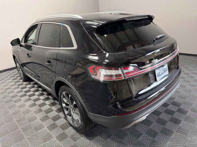 Used 2023 Lincoln Nautilus Reserve AWD/4WD image 9