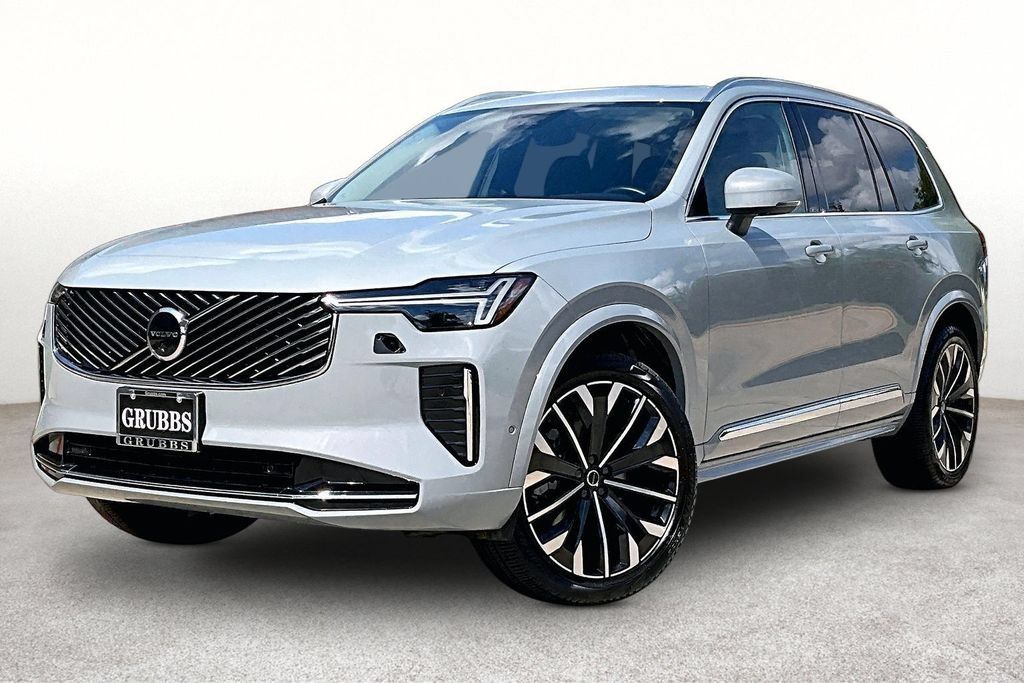 Certified 2026 Volvo XC90 B6 Plus AWD/4WD image 15