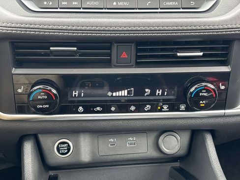 Certified 2023 Nissan Rogue SV w/ SV Premium B Package AWD/4WD image 21
