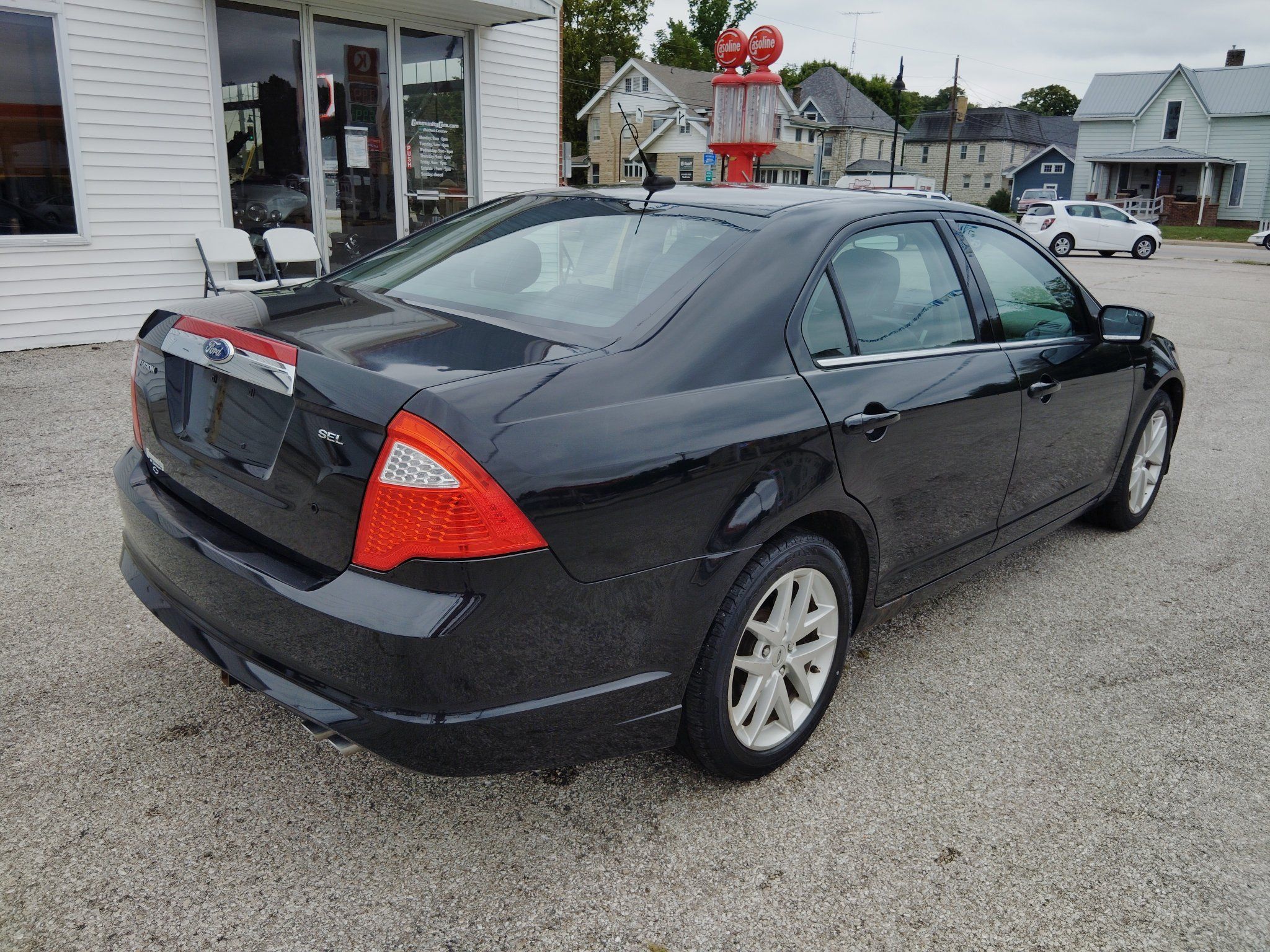 Used 2012 Ford Fusion SEL FWD image 7
