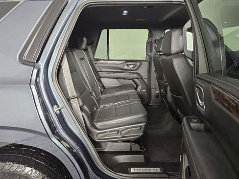 Used 2021 Chevrolet Tahoe Z71 image 16