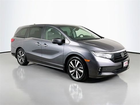 Certified 2023 Honda Odyssey Touring image 17