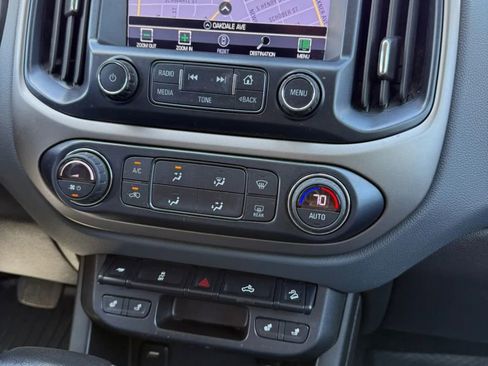 Used 2017 Chevrolet Colorado Z71 AWD/4WD image 26