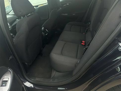 Used 2023 Chevrolet Malibu LT FWD image 10