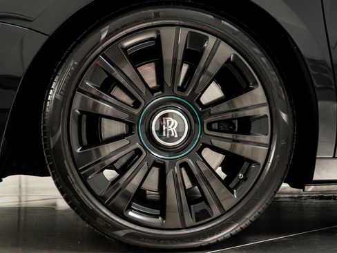 Used 2022 Rolls-Royce Ghost w/ Ghost Package AWD/4WD image 46