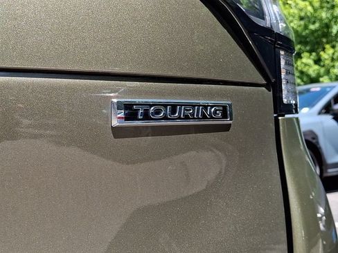Used 2025 Subaru Forester Touring w/ Popular Package - Touring AWD/4WD image 30