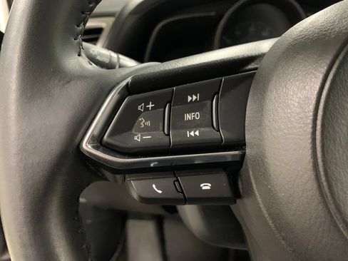 Used 2018 MAZDA MAZDA3 Touring FWD image 15