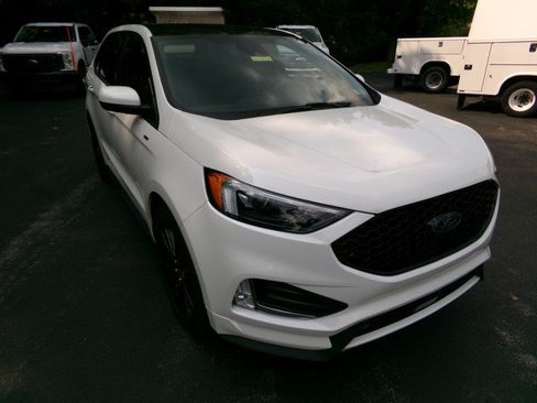 Used 2023 Ford Edge ST-Line AWD/4WD image 2