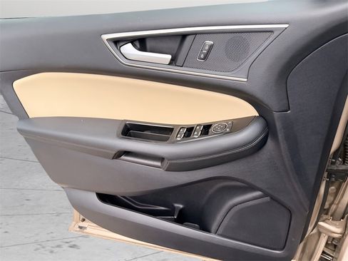 Used 2020 Ford Edge SEL w/ Convenience Package image 21