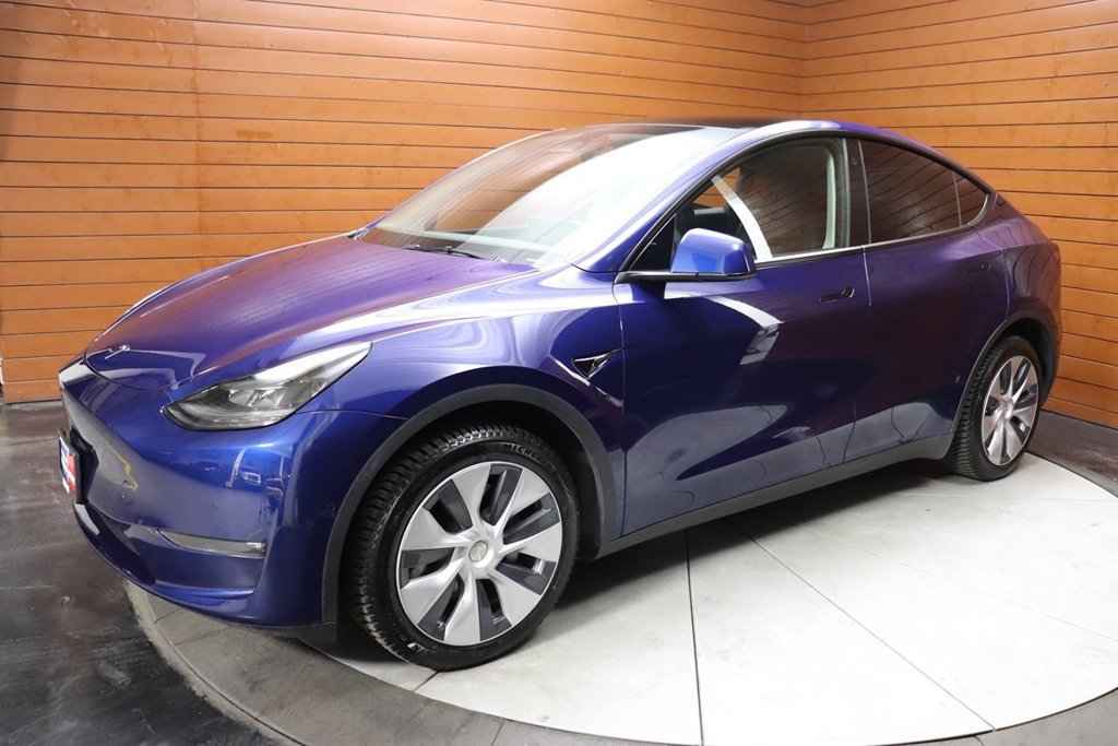 Used 2022 Tesla Model Y Long Range AWD/4WD image 7
