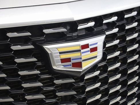 Used 2020 Cadillac XT5 Premium Luxury image 15