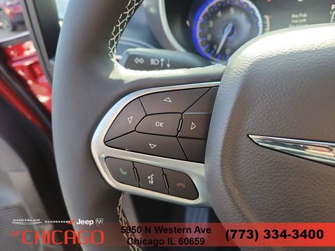 New 2026 Chrysler Pacifica Select AWD/4WD image 25