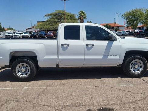 Used 2017 Chevrolet Silverado 1500 W/T w/ Trailering Package RWD image 12