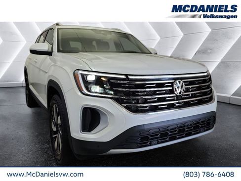 New 2026 Volkswagen Atlas SEL AWD/4WD image 1