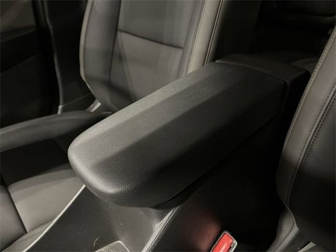 Used 2025 Chevrolet Trax ACTIV w/ Sunroof Package image 26