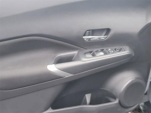Certified 2023 Nissan Kicks SV image 10