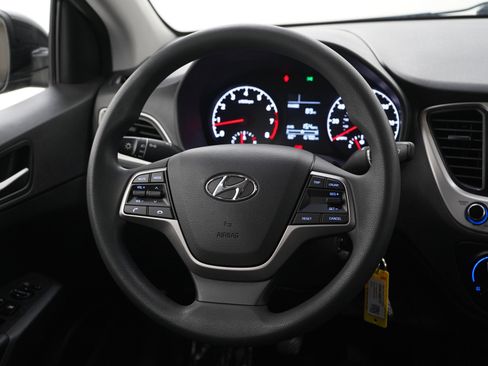 Used 2019 Hyundai Accent SE FWD image 14