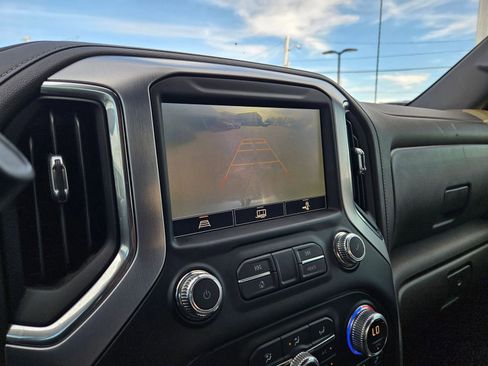 Used 2021 GMC Sierra 1500 SLT w/ SLT Premium Package image 17