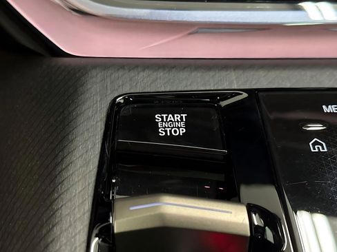 Used 2025 BMW X3 xDrive30i w/ Convenience Package image 18