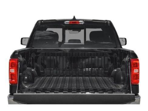Used 2025 RAM 1500 Big Horn AWD/4WD image 13