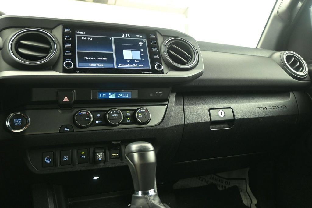 Used 2022 Toyota Tacoma TRD Off-Road w/ Technology Package RWD image 19