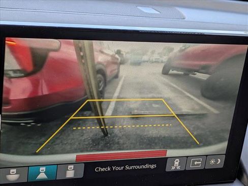 Used 2024 Honda Pilot EX-L image 10