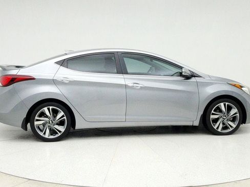 Used 2015 Hyundai Elantra Limited w/ Option Group 05 image 4