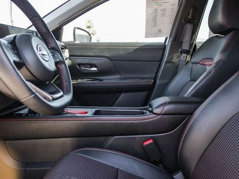 Used 2025 Nissan Kicks SR image 20