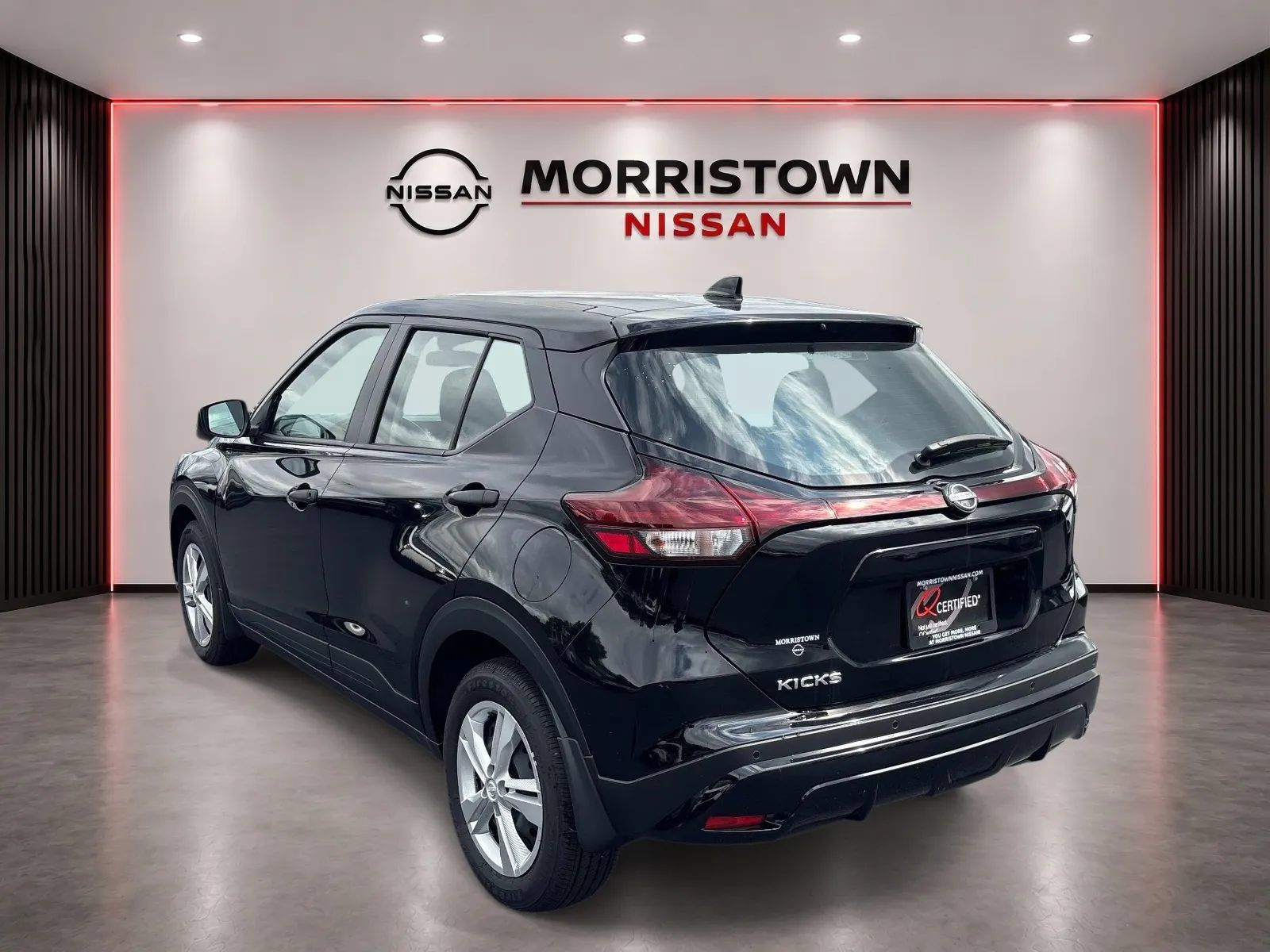 Used 2025 Nissan Kicks Play S FWD image 5