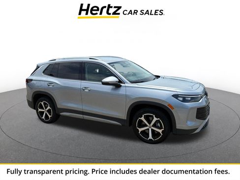Used 2026 Volkswagen Tiguan SE AWD/4WD image 1