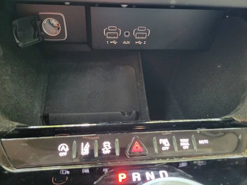 Used 2022 Jeep Wagoneer Series II RWD image 19