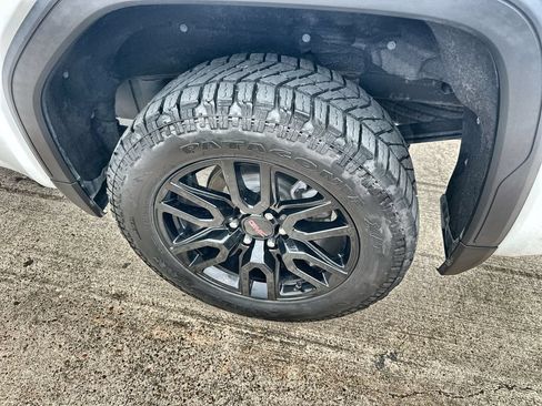 Certified 2021 GMC Sierra 1500 Elevation RWD image 12