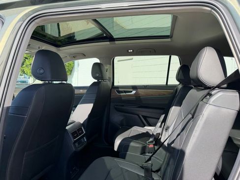 New 2026 Volkswagen Atlas SE FWD image 16