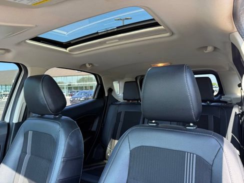 Used 2020 Ford EcoSport SES w/ SES Black Appearance Package AWD/4WD image 20