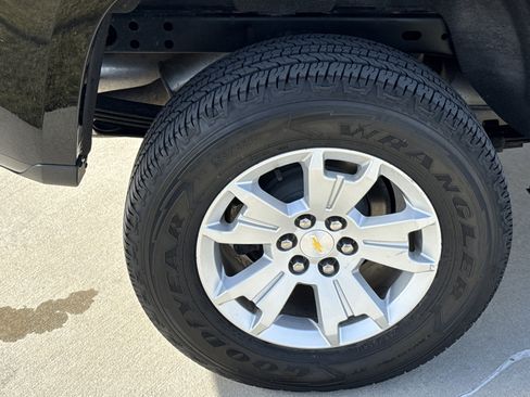 Used 2018 Chevrolet Colorado LT image 12